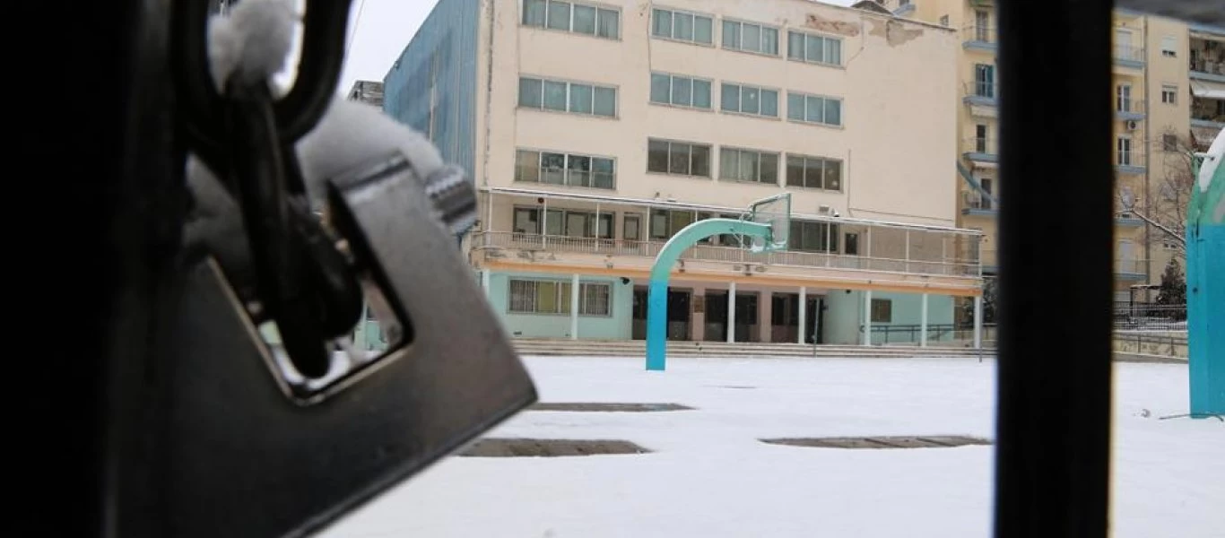 Παλινωδίες! Ξανά σκληρό lockdown με στόχο τα σχολεία που μπορεί και να μην ανοίξουν: «Τίποτα δεν είναι απόλυτο»